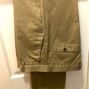 Dockers signature khaki. 36x32 slim fit.